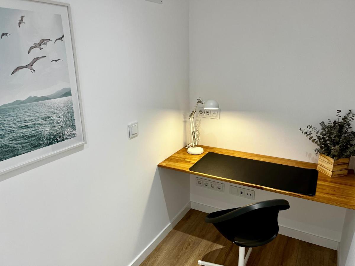 Fernandez Vega 3 Apartment Ponteareas Bagian luar foto